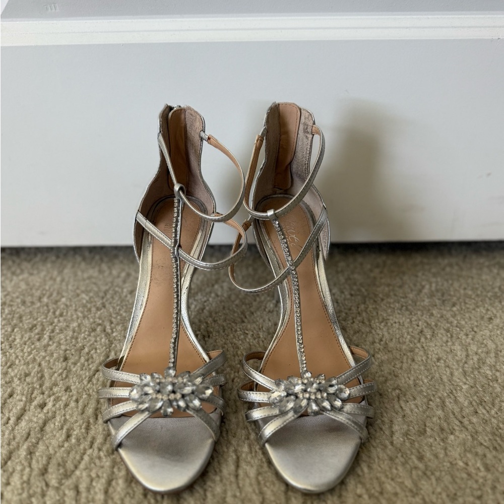 Jewel Badgley Mischka Silver Embellished Heels